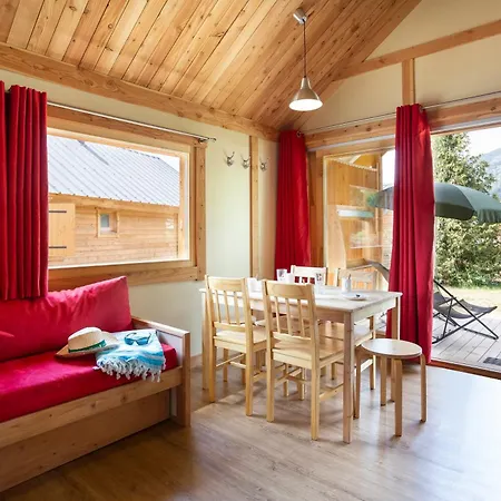 Campsite Huttopia En Vanoise *
