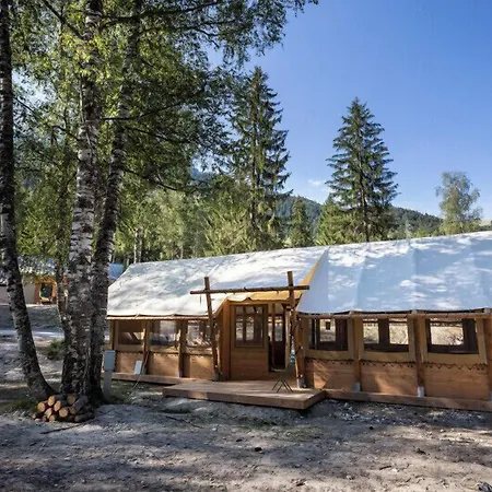 Huttopia En Vanoise 营地 *